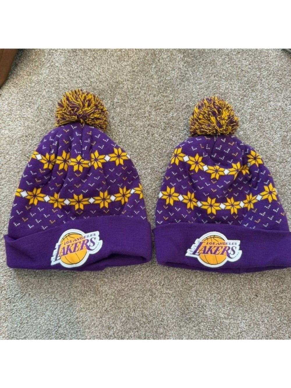 2PC NBA Los Angeles LA Lakers Knit Pom Pom Beanies